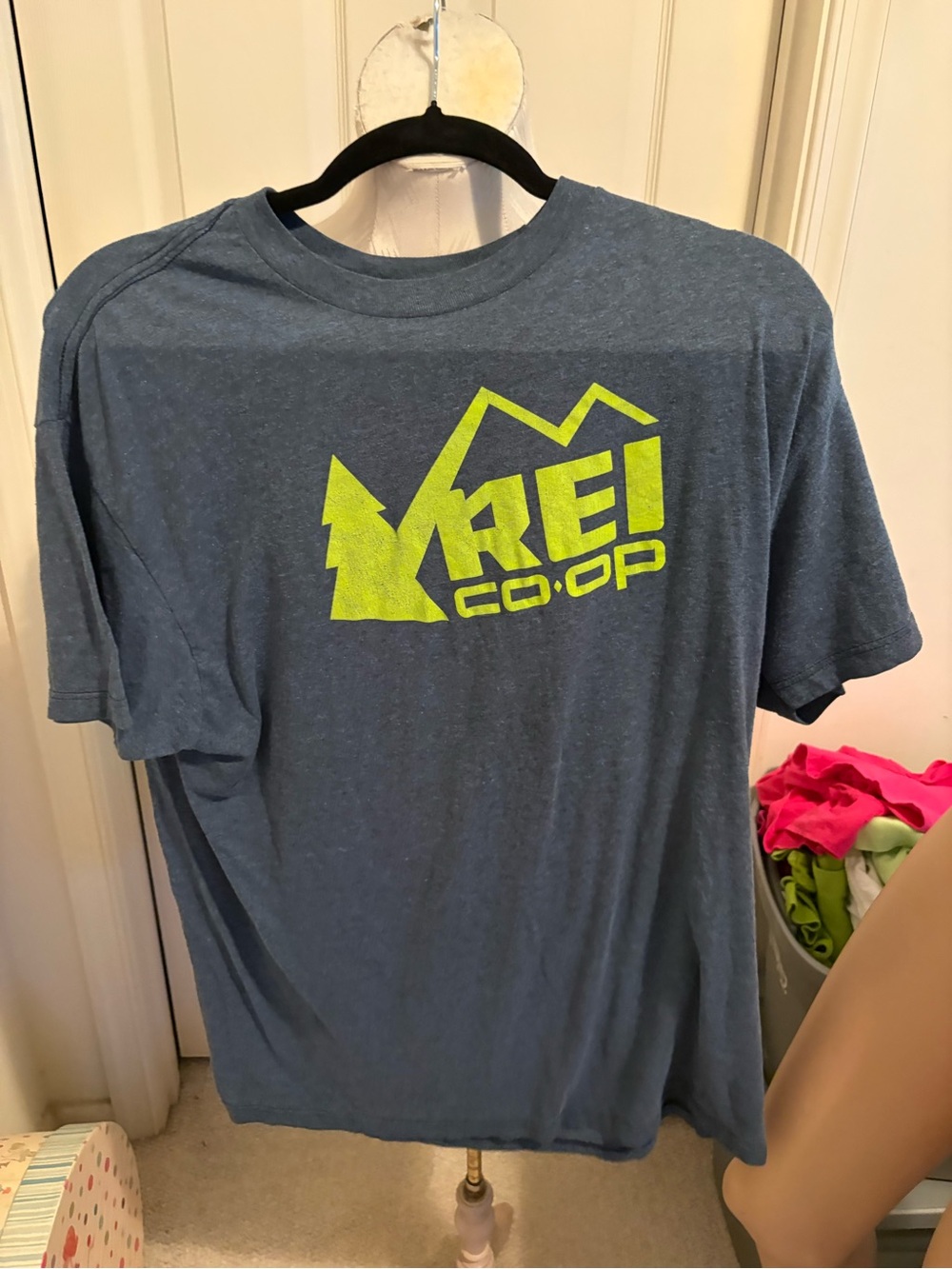 REI Men's Blue Logo T-Shirt XL